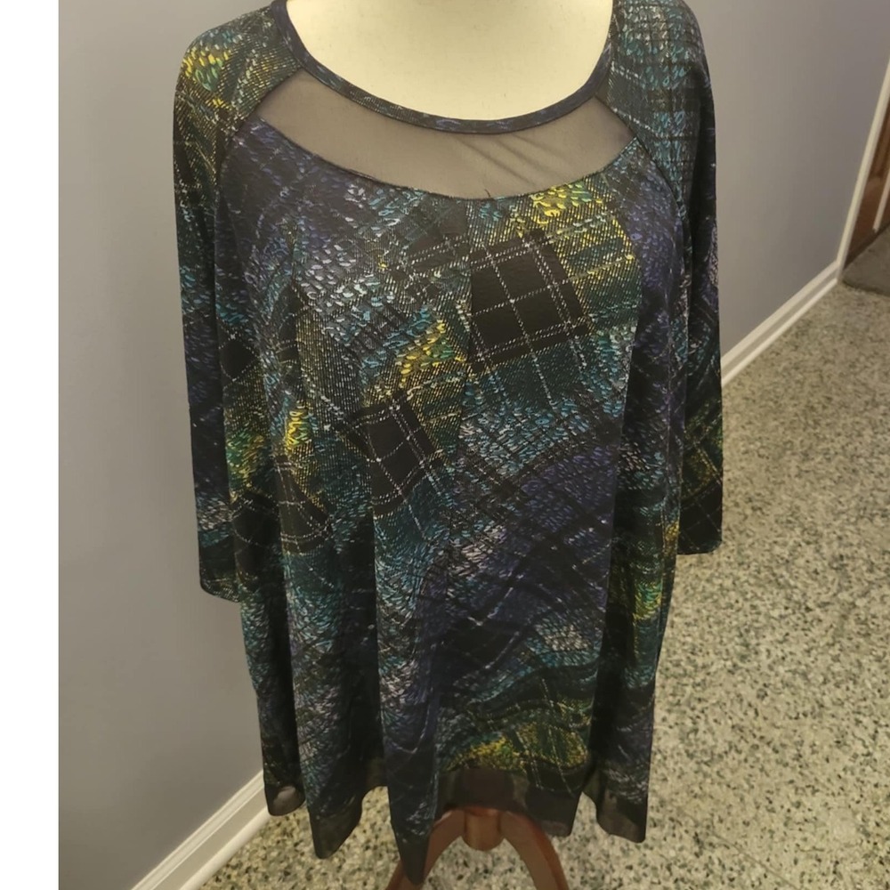 Catherine's Woman's Plaid Blouse Long Sleeve Career Office Wear Top‎